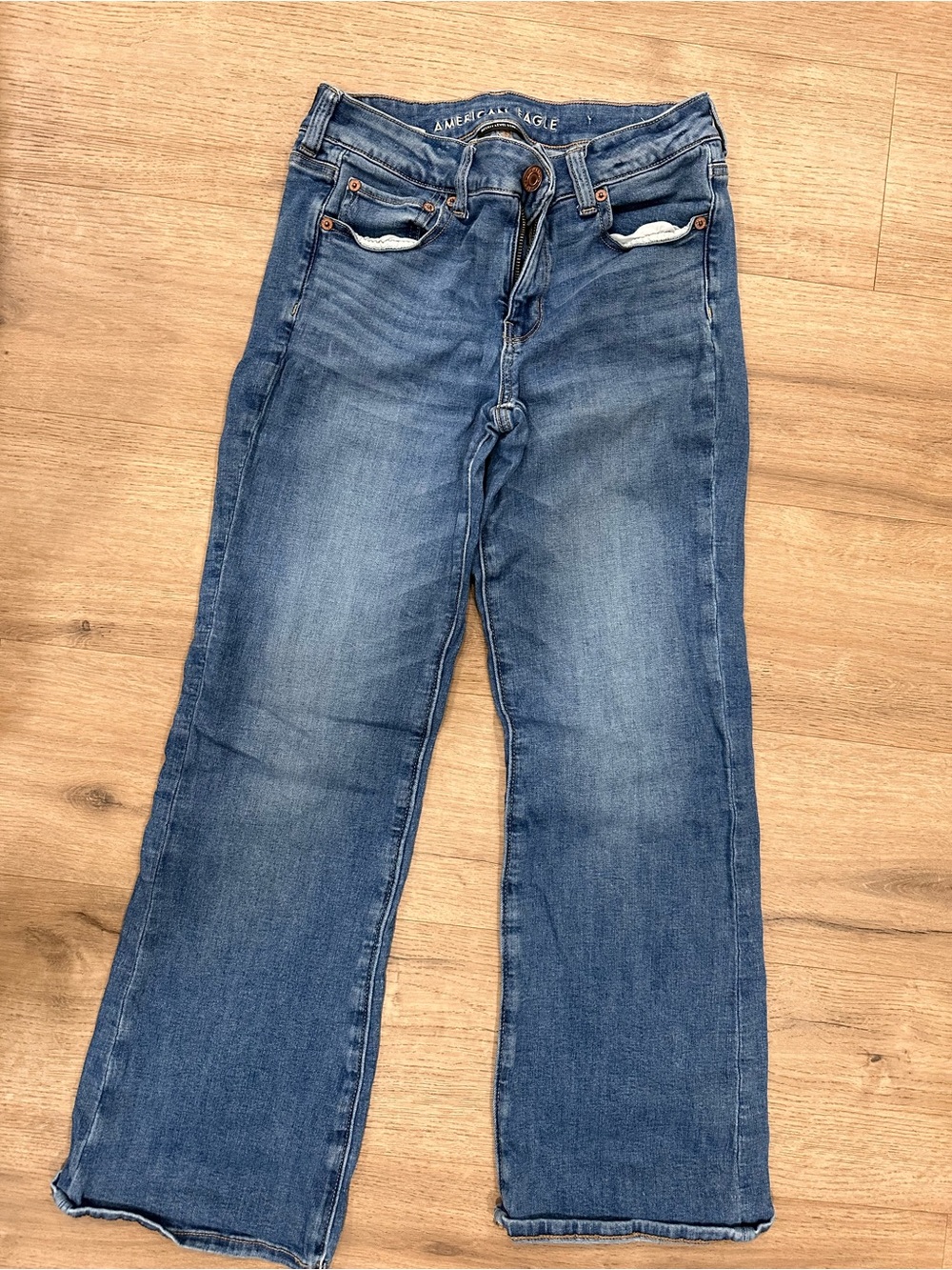 American Eagle Jeans women Size 8 in Blue